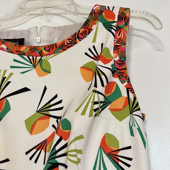 Beautiful AGB Sleeveless Dress - Picture 4 of 8